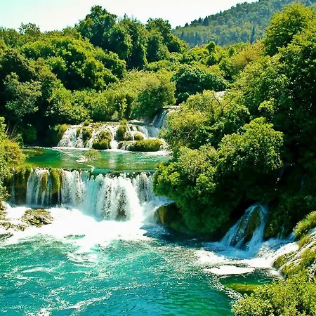 Guest house Ive Lozovac