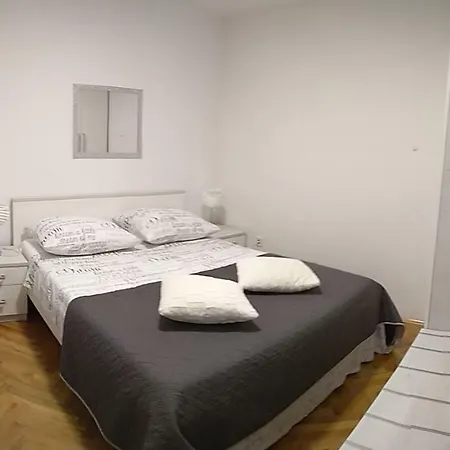 Ive Guest house 3*